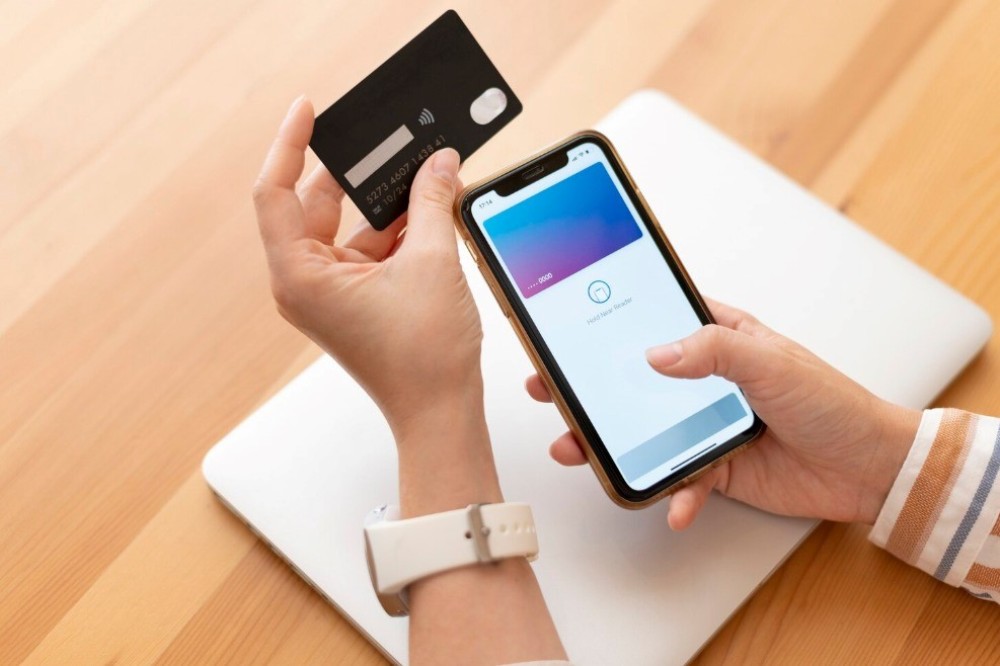 Қандай жағдайларда банк сіздің картаңызды немесе банктік шотыңызды бұғаттай алады